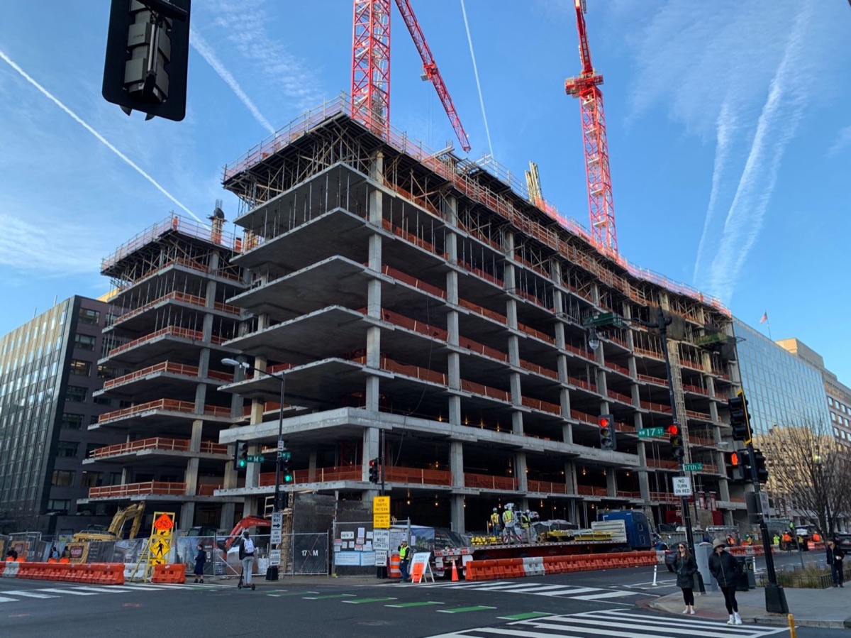 Skanska 17xM Project mixed-use tower under construction in Washington DC